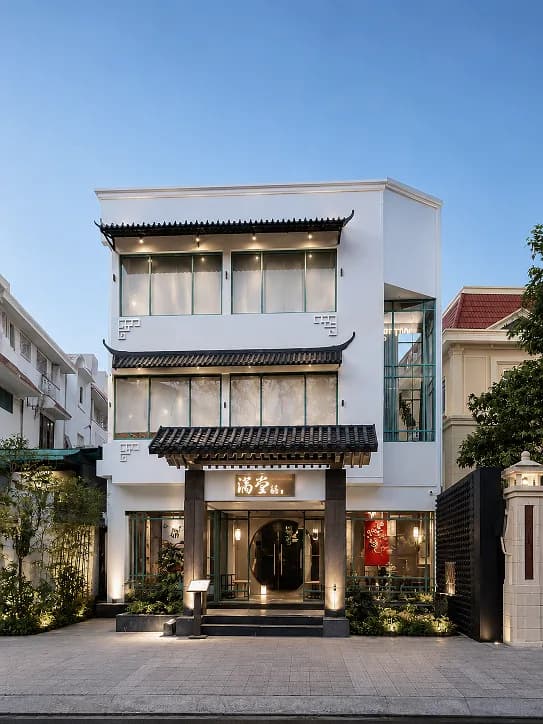 Cho thuê nhà mặt tiền kinh doanh tại Quận 3 Cho thuê nhà mặt tiền kinh doanh tại Quận 3