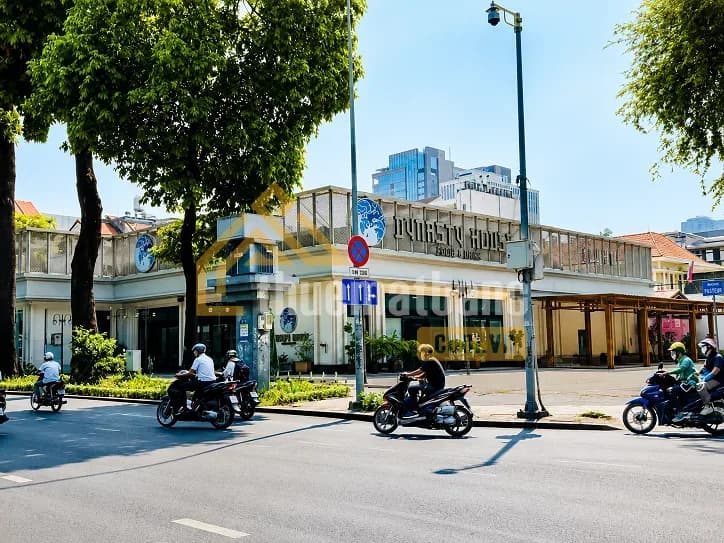 Cho thuê siêu mặt bằng kinh doanh giữa trung tâm Quận 1 Cho thuê siêu mặt bằng kinh doanh giữa trung tâm Quận 1