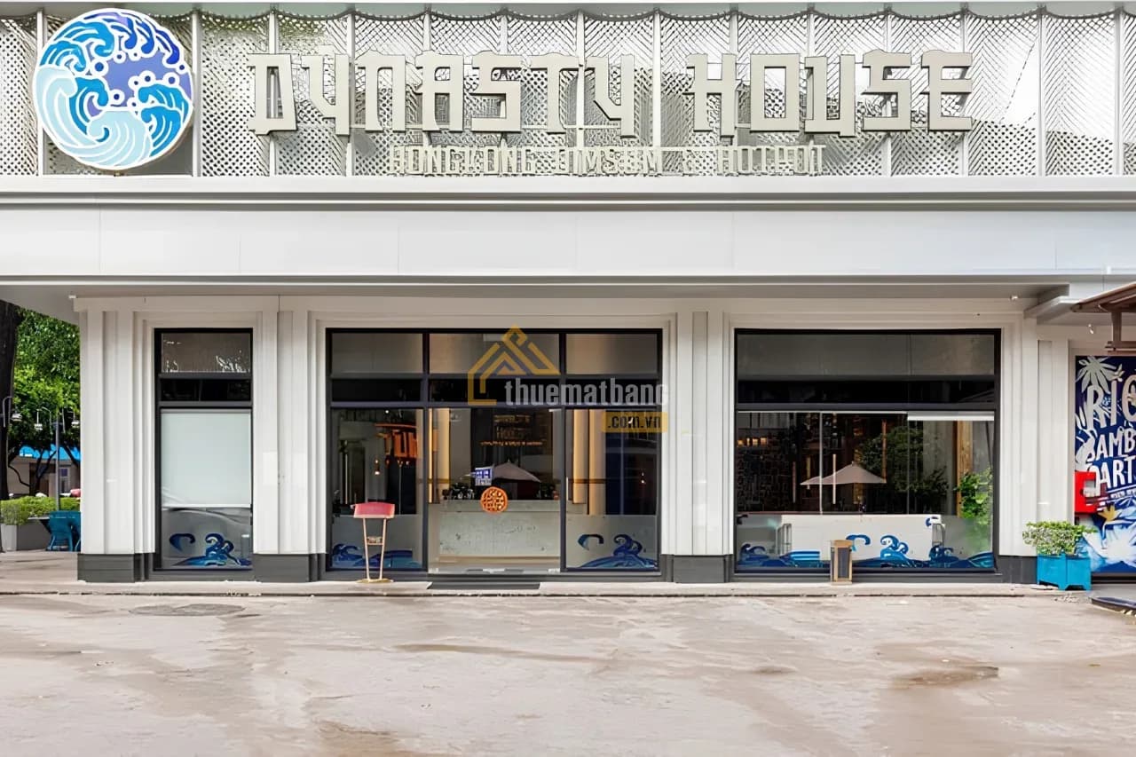 Cho thuê siêu mặt bằng kinh doanh giữa trung tâm Quận 1 - ảnh 2 Cho thuê siêu mặt bằng kinh doanh giữa trung tâm Quận 1 - ảnh 2
