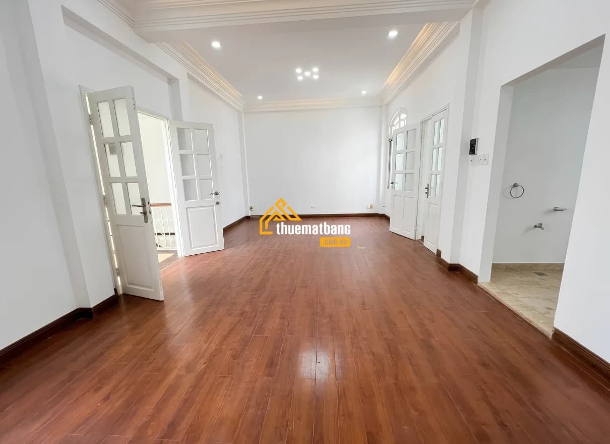 Cho thuê nhà mặt tiền Trung tâm Quận 1 - ảnh 3 Cho thuê nhà mặt tiền Trung tâm Quận 1 - ảnh 3