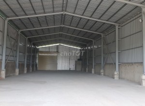 Kho 720m2 ở mặt tiền Bình Dương gần khu dân cư