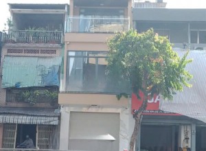 Cho Thuê Mặt Bằng Quận 5 - Mặt Tiền Đường Lớn Nguyễn Văn Cừ
