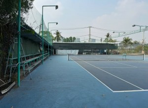 Thuê kho xưởng tại Nguyễn Xiển – Đất trống 3.000m² đang hoạt động 3 sân tennis, 4 sân pickleball, giá chỉ 1.2 USD/m²