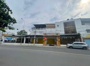 Nhà nguyên căn góc 2MT Nguyễn Kiệm với Đặng Văn Sâm, ngay CV Gia Định, Ngang 6.4m, mọi ngành nghề 
