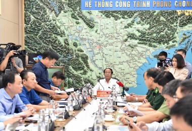 Bão Noru giật cấp 14 đang tiến vào Biển Đông