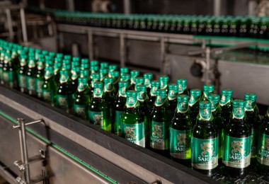 Nhiều ông lớn ngành rượu bia thu tiền đều tay hậu Covid 19