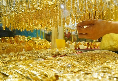 Sáng 24/8 giá vàng bất ngờ tăng mạnh trở lại