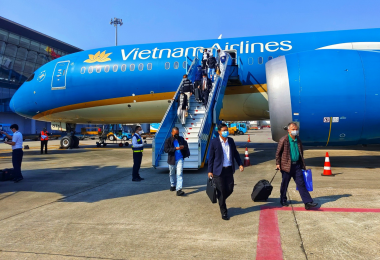 Đè xuất tăng trần giá vé máy bay