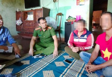 Con trai 17 tuổi ở Campuchia cầu cứu cha mẹ chuộc về mất 160 triệu đồng