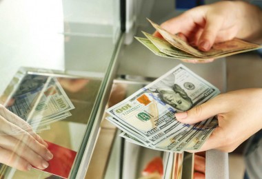 Tại sao cần quy đổi tỷ giá USD khi thuê văn phòng?