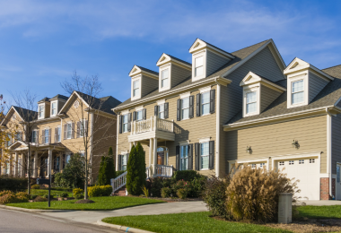 Khi thuê nhà người Mỹ vẫn phải cạnh tranh đấu thầu để có được chỗ ở