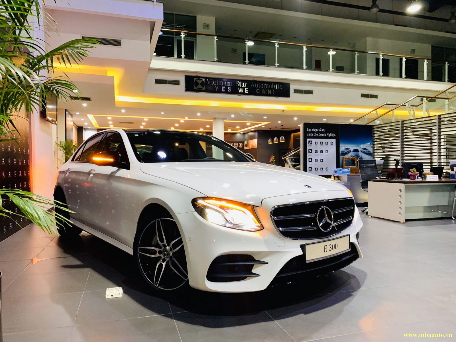 Đại lý Mercedes-Benz lớn nhất Việt Nam báo lãi cao nhất lịch sử 