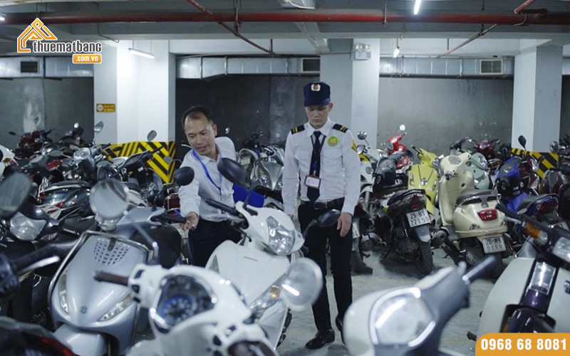 Bãi giữ xe rộng rãi thuận tiện cho di chuyển