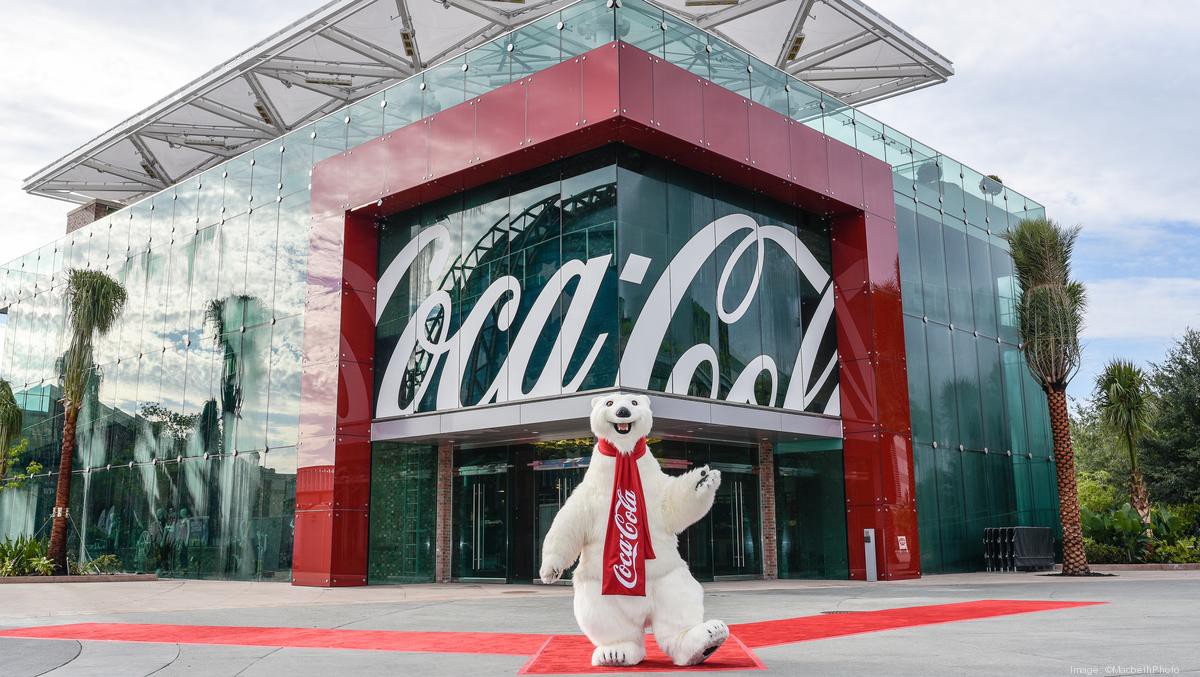 Coca Cola chính thức tuyến bố tạm ngừng quảng cáo Facebook