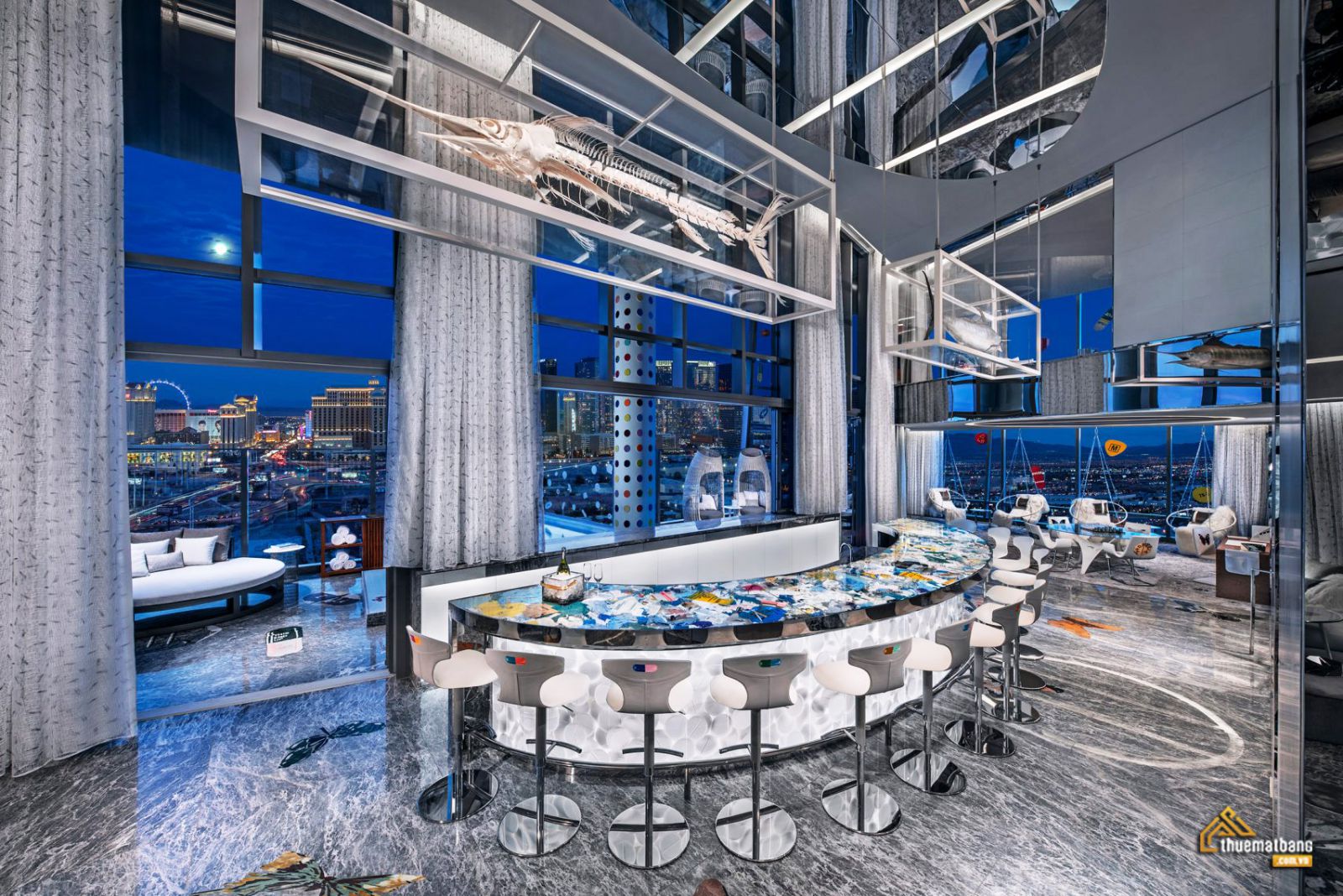  căn hộ khách sạn Hirst’s Empathy trong  Palms Casino Resort tại Las Vegas