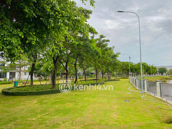 Cận cảnh khu biệt thự Sơn Tùng Hải Tú Gía thuê nhà 90 triệu thuộc khu compound 2 lớp bảo vệ