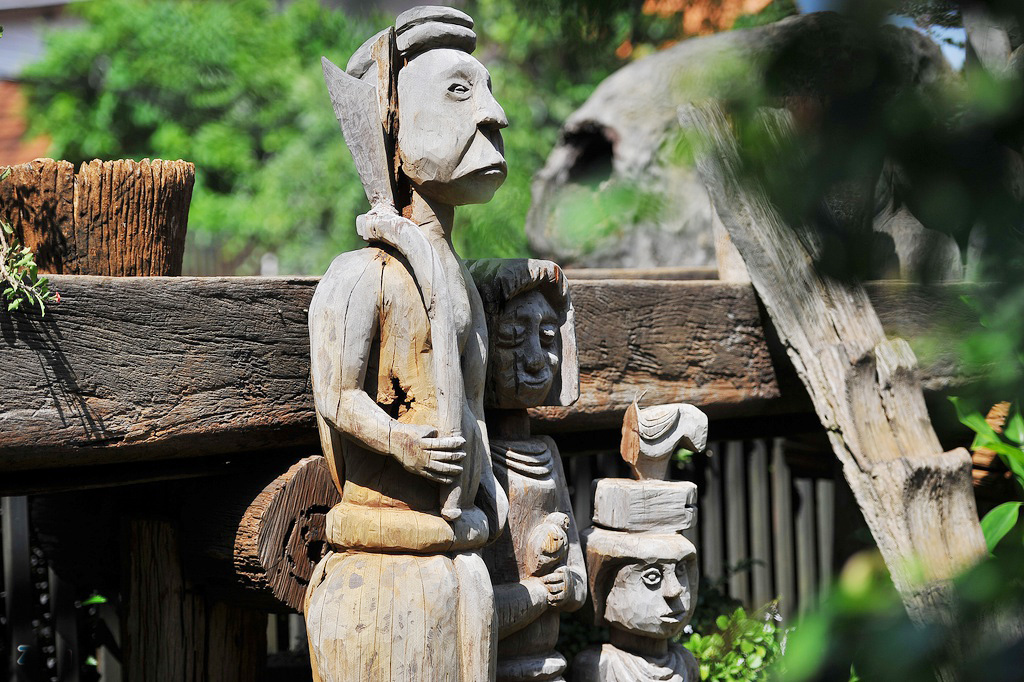 Kiến trúc nhà truyền thống người Ê Đê