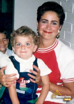 Rahal và mẹ lúc nhỏ