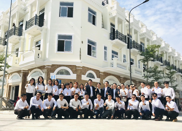 Icon Central khai trương E-coffee Trung Nguyên đầu tiên ở Dĩ An