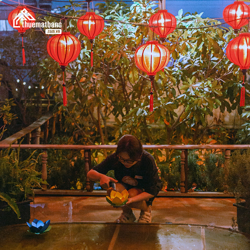 quán cafe trang trí trung thu đẹp