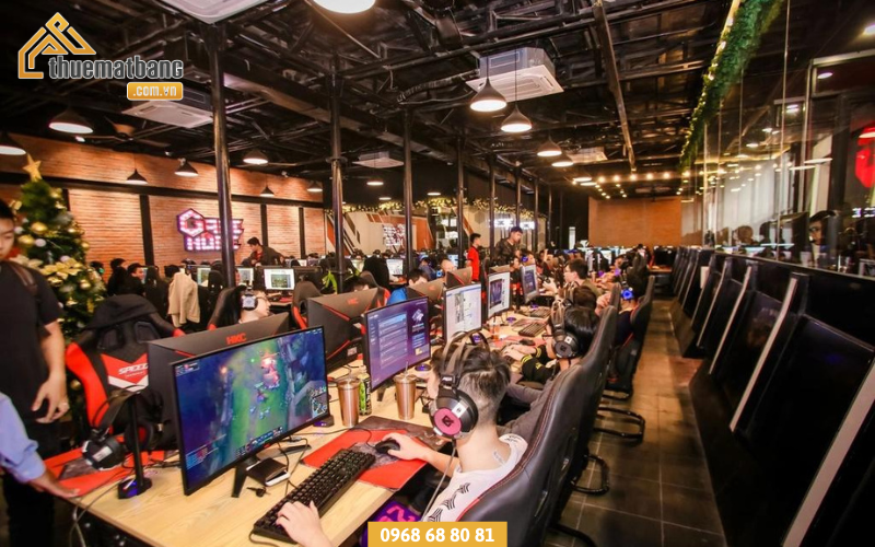 Quán net chuyên game thể thao điện tử