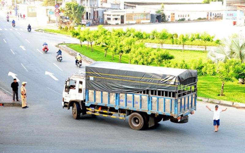 quy định thời gian cấm tải TPHCM