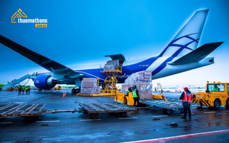 quy trình vận chuyển hàng hóa bằng đường hàng không
