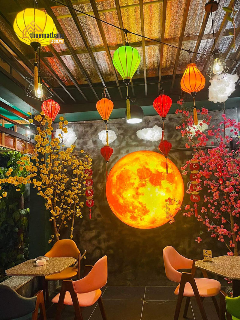 trang trí quán cafe ngày tết